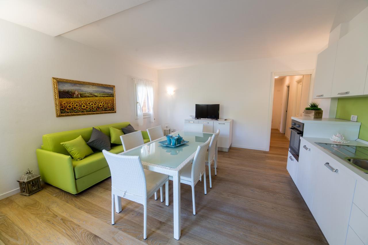 Vila Residenze Dei Fiori Porto Rotondo Exteriér fotografie