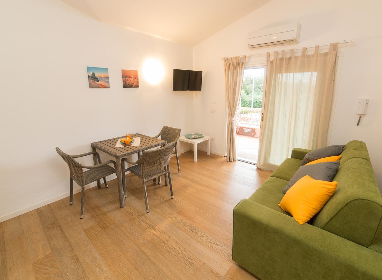 Vila Residenze Dei Fiori Porto Rotondo Exteriér fotografie